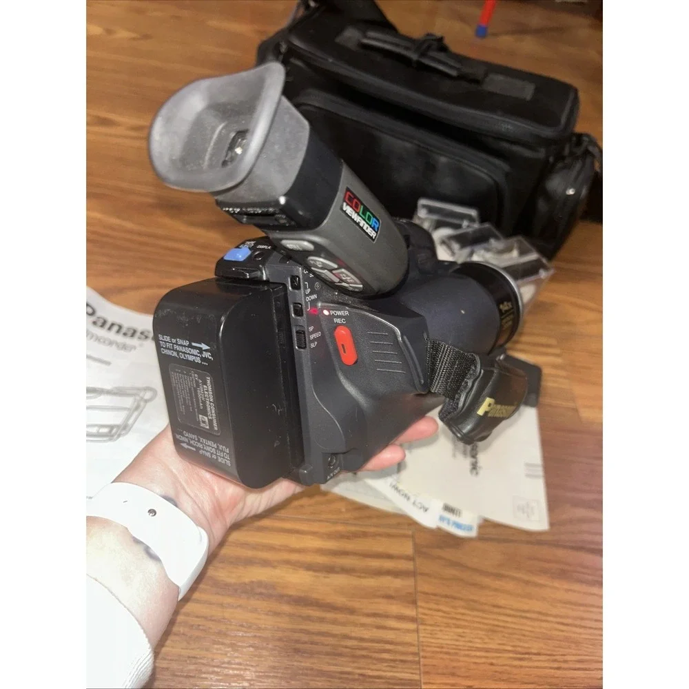 Panasonic Palmcorde PV-A207 Accessories Charger 2 Batteries, Carrier & Booklet